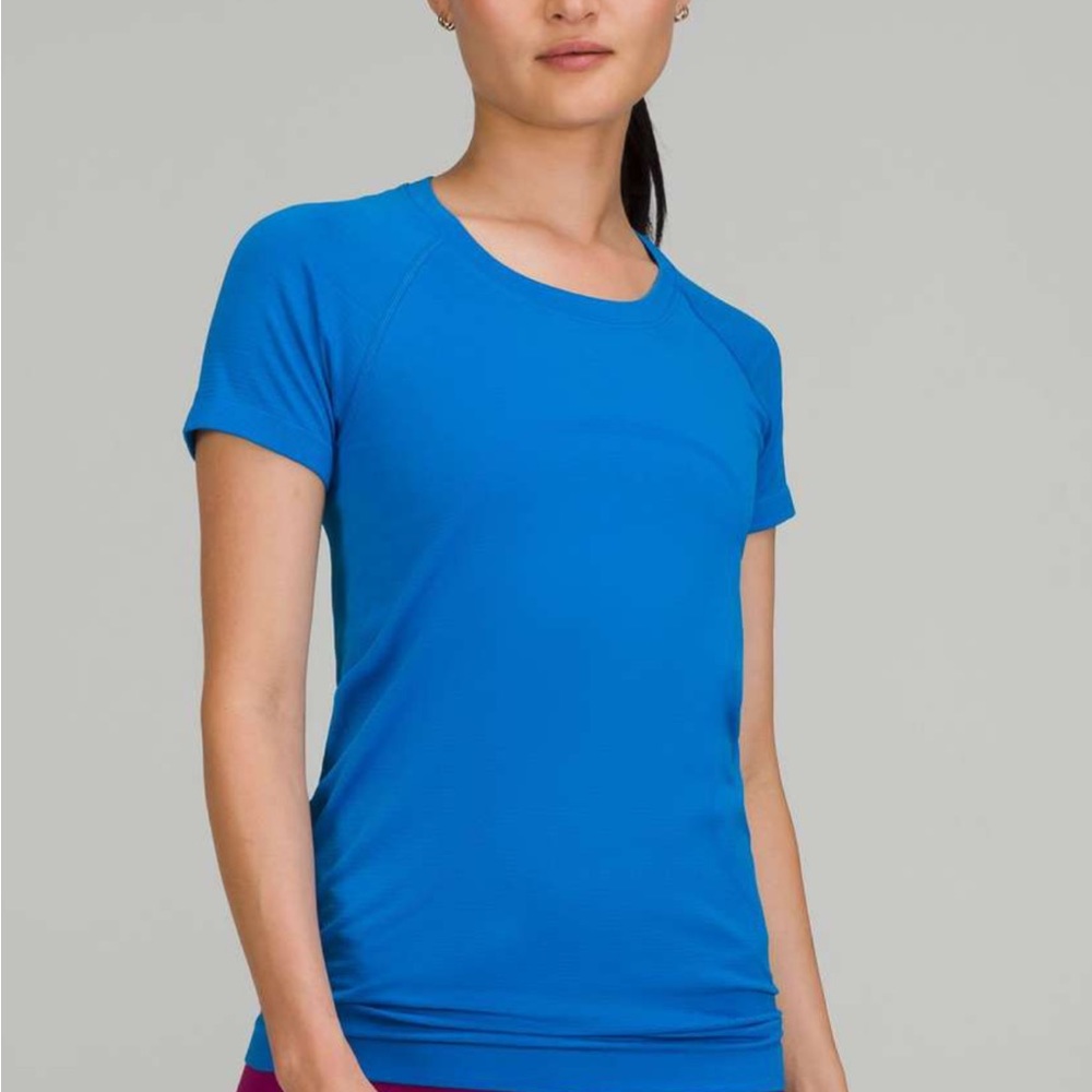 Lululemon Swiftly Tech Racerback Short Sleeve Top 2.0 Poolside - Size 4 EUC